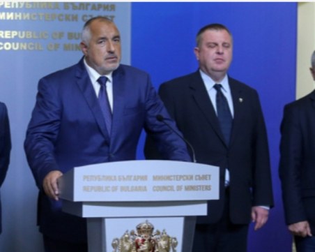 Борисов упорит: 1 лев субсидия за партиите, не пипаме ДДС!