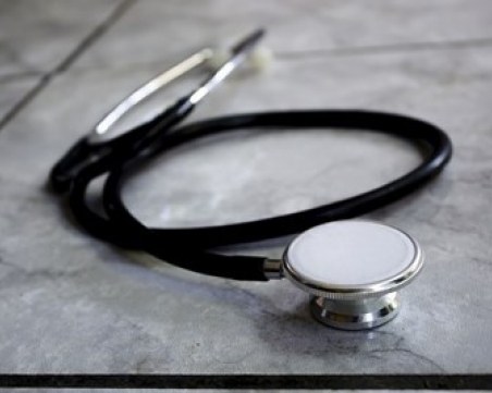 Разследват лекарка от Димитровград за фалшиви листове за ТЕЛК