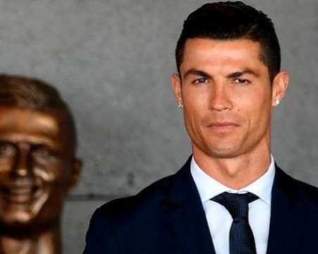 След почивката в Гърция Роналдо се отпусна, остави 20 000 евро бакшиш