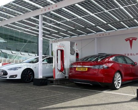 Tesla обяви кога и къде в Пловдив отваря първата зарядна станция за електромобили