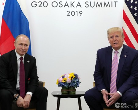 Тръмп се майтапи, моли Путин да не се меси в US изборите