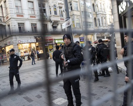 Арестуваха седем 