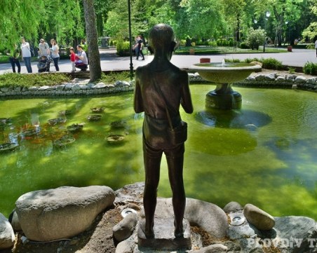 Топло, но приятно време днес, от понеделник идват големите жеги