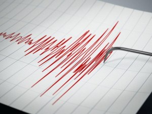 Силен трус разлюля Гърция и Албания