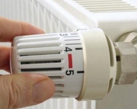 КЕВР обяви новите цени за ток и парно, вижте колко ще плащаме