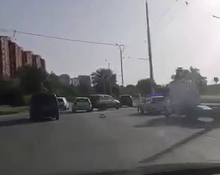 Три коли се нанизаха на пловдивски булевард