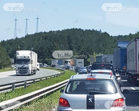 Зверска тапа на АМ Тракия! 5 км се взимат за половин час