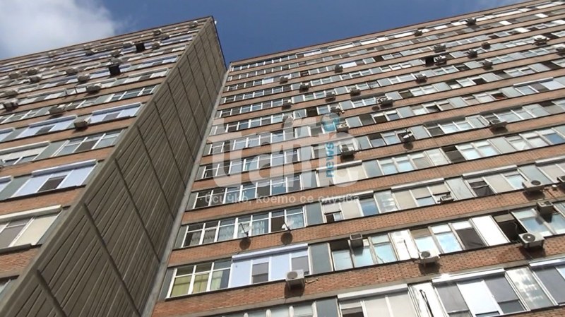 Мъж скочи от 10-тия етаж на болница в Пловдив