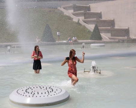 Лекари пред TrafficNews: 10 съвета за оцеляване в жегата!