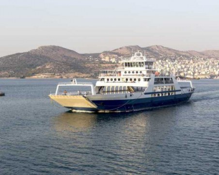 Протест на моряците в Гърция! Спират фериботите