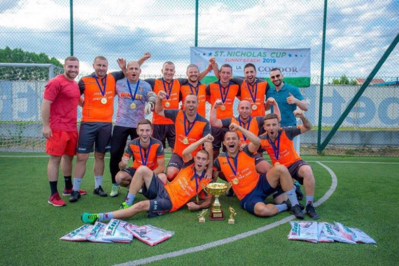 Фантастико Враца е новият стар шампион при аматьорите