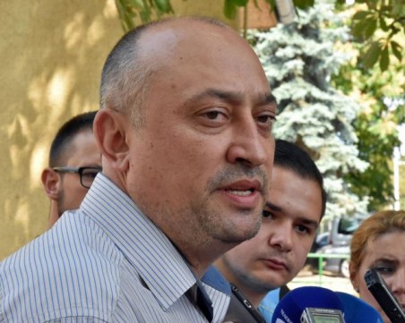 Данаил Кирилов маха шефа на затворите, той излезе в болнични