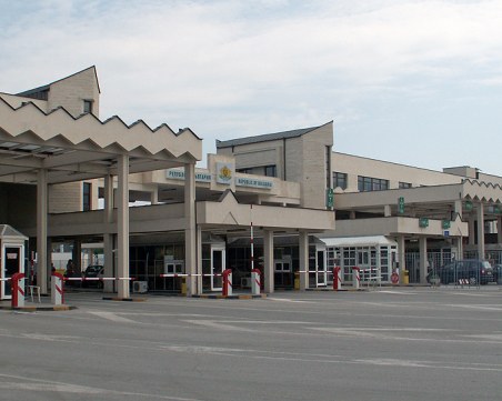 МВР търси варианти за облекчаване на задръстванията по граничните пунктове