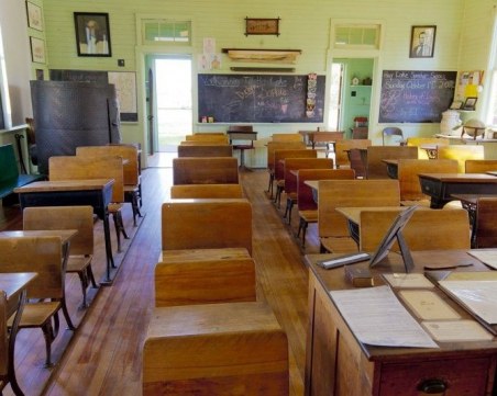 Недостиг на учители в Пловдив! Обявиха свободните работни места в Пловдив и региона