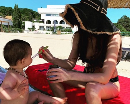 Преслава заведе Паола на първо море