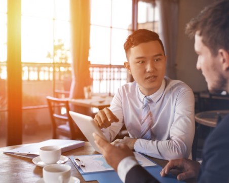 23-годишни момчета печелят $860 милиона без висше образование