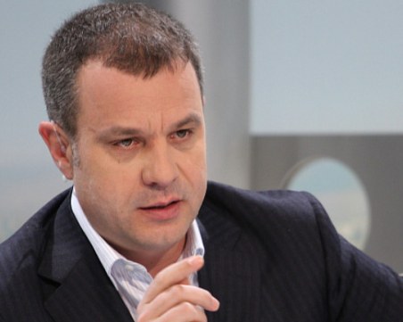 3:2 гласа направиха Кошлуков шеф на БНТ, маха 