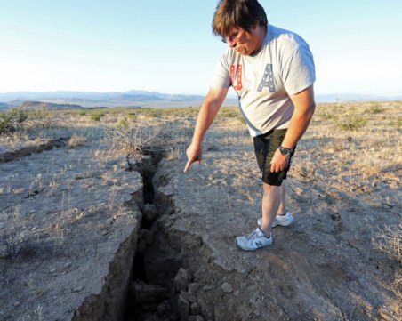 Силен трус в Калифорния! Извънредно положение на остров Крън
