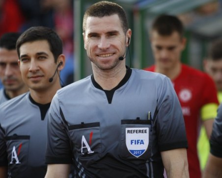 УЕФА вдига пловдивския рефер Кабаков до първа категория