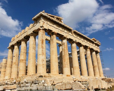 Заради жегите затвориха Акропола в Атина