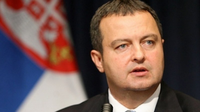 Захариева привиква сръбския посланик заради нападки към Борисов и България
