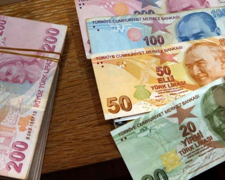 Детронираха шефа на Турската централна банка