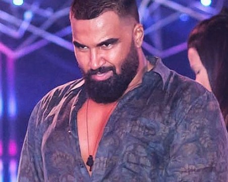 Азис в интервю: Преди години наистина се приемах за жена