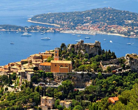 Гръм удари 10-годишно момче в Южна Франция, в тежко състояние е