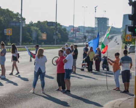 Протести блокират Цариградско шосе в София в час пик до петък