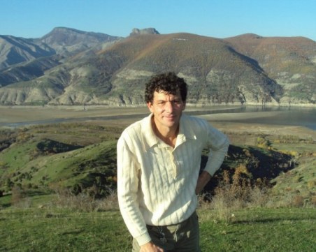 Съдът в Пловдив реши: Човекът птица остава на 