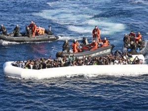 Немски кораб спаси над 40 мигранти в Средиземно море