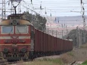 Жена сложи край на живота си на железопътната линия в Дупница