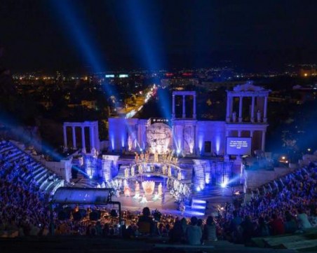 Rock the Opera – хармония от рок и симфоничен оркестър на Античния театър