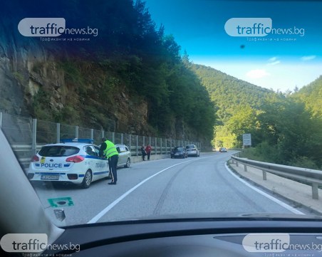 Три коли се натресоха една в друга на пътя Чепеларе - Пловдив