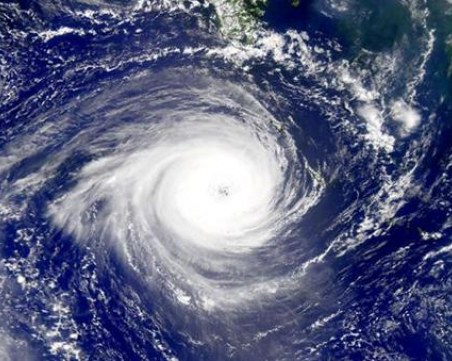 Циклон от Италия виновен за екстремното време в региона! Насочва се към Турция