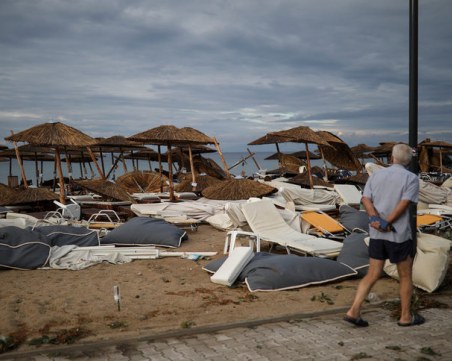 Ужасът на Халкидики: Дърво и покрив убили деца и родителите им, жертвите може да са повече от 7