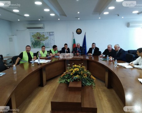 Адвокатът Демерджиев: Кметът топка топката с имота зад хотел 