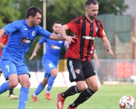 Радник взе добър аванс в битката за мач с Локо