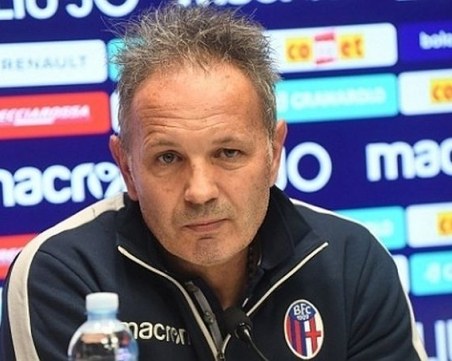 Легендарен футболист обяви ужасна новина