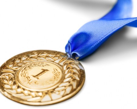 Български ученици извоюваха 5 медала на олимпиадата по физика в Израел