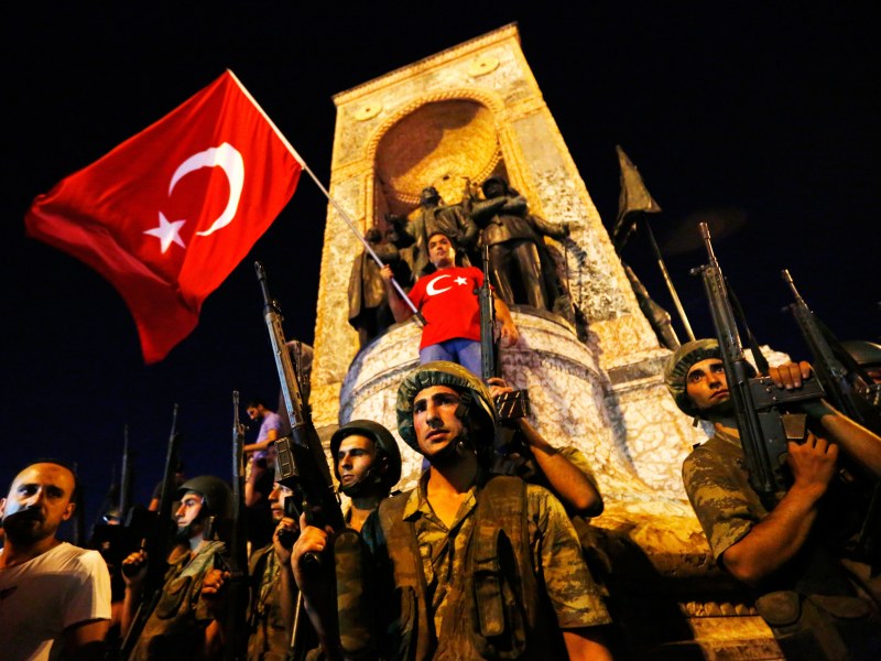 Три години от неуспешния опит за преврат в Турция