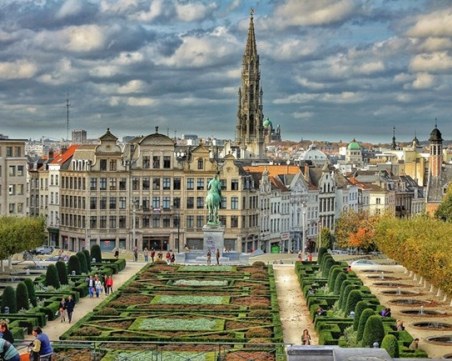 Брюксел забранява дизеловите автомобили