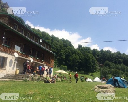 Планински спасители помогнаха на мъж с масивен кръвоизлив на хижа 