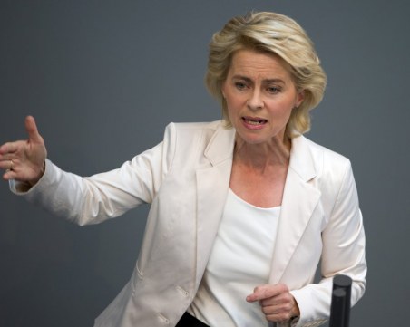 Урсула фон дер Лайен оглави Еврокомисията, обеща още жени шефове и закон за климата