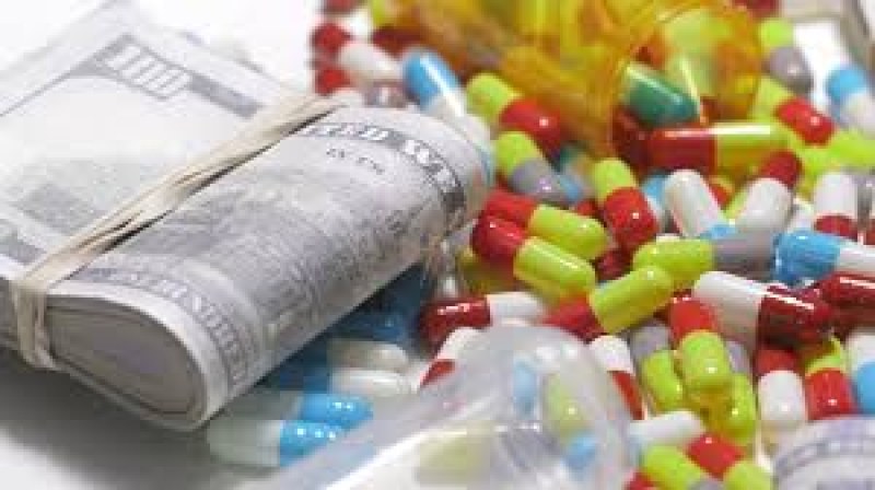 Лекари изписват повече лекарства, ако фармацевтичните фирми им плащат