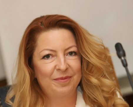 Галина Георгиева сменя Иво Атанасов в СЕМ, БСП гневни, оставали валат