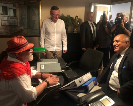 Борисов влезе в болницата на 