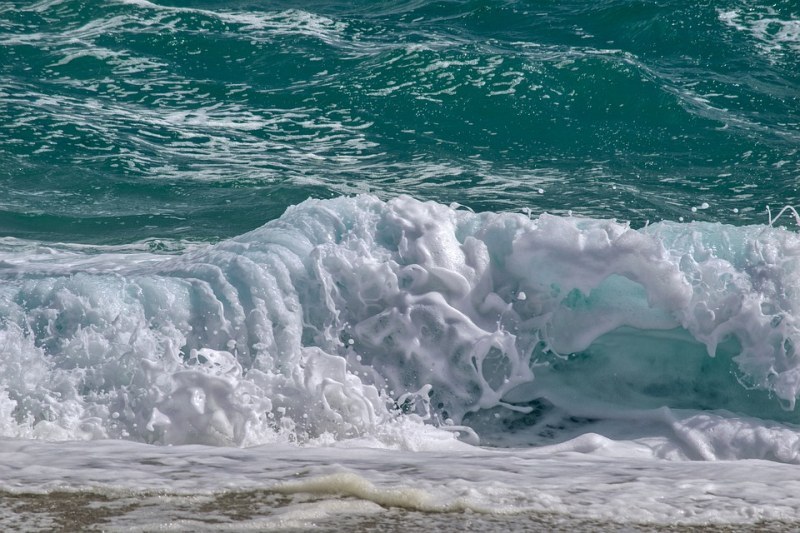 Морето край Поморие изхвърли тялото на 18-годишен, обявен за изчезнал от 4 дни