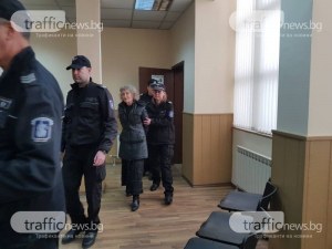 67-годишната жена, убила мъжа си край Пловдив, атакува ареста си