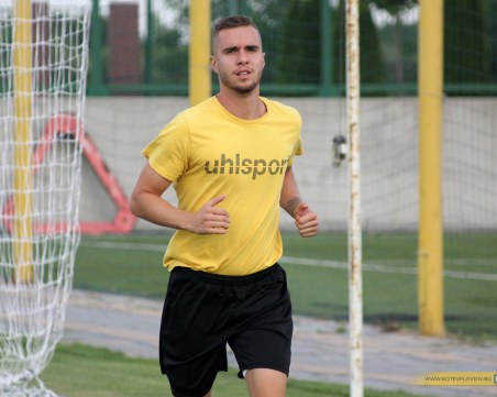 Новият на Ботев в групата за мача с Дунав